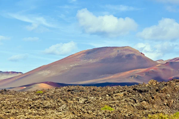 Volcanic landscape taken in Timanfaya National Park, Lanzarote, — Stock Photo, Image