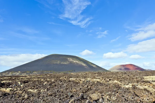 Paisagem vulcânica no Parque Nacional de Timanfaya, Lanzarote , — Fotografia de Stock