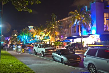 okyanus sürücüde miami Beach art deco dağ içinde gece görünümü