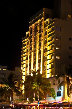 okyanus sürücüde miami Beach art deco dağ içinde gece görünümü