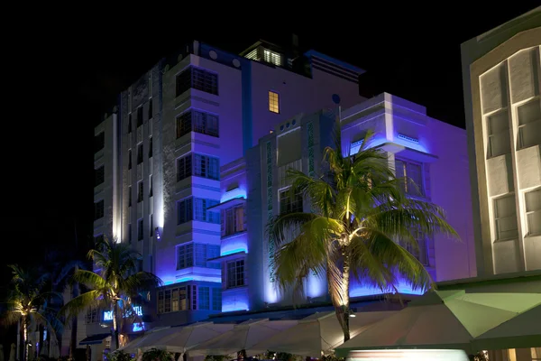 stock image Night view at Ocean drive on in Miami Beach in the art deco dist