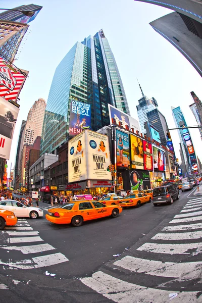 Times square skisserat med broadway-teatrar och stort antal led skyltar, — Stockfoto