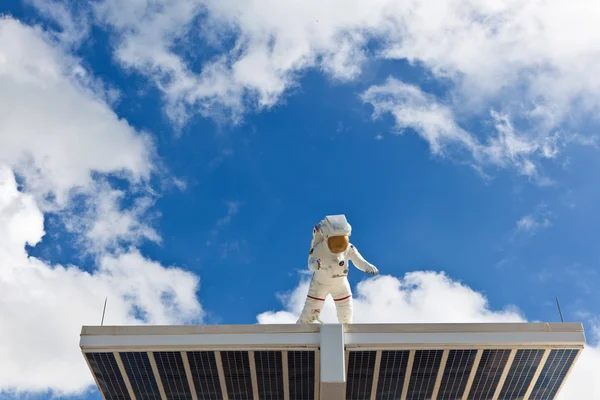Astronaut in his Space suit is watching the entrance of the Kenn — Stock Photo, Image