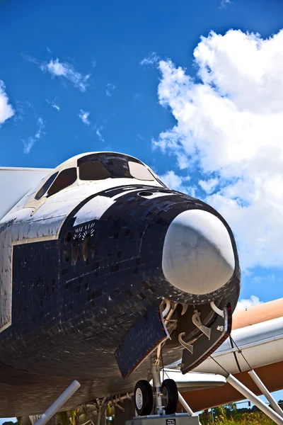 La navette spatiale originale Explorer debout à Kennedy Space Ce — Photo