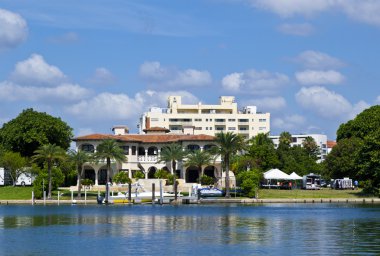 ocean drive miami Beach art deco architec ile öğle manzaraya