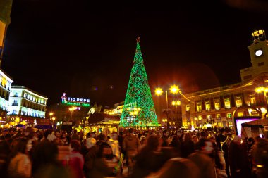 ünlü ışıklı geçen Noel zamanında iyi eğlenceler