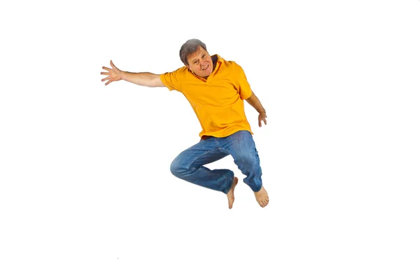 Портрет человека, прыгающего в воздухе — стоковое фото