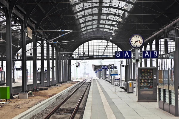 Железнодорожный вокзал Висбадена — стоковое фото