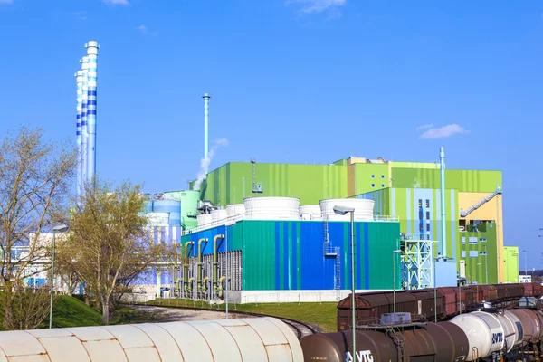 프랜 근처 아름 다운 풍경에는 산업 단지의 발전소 — 스톡 사진