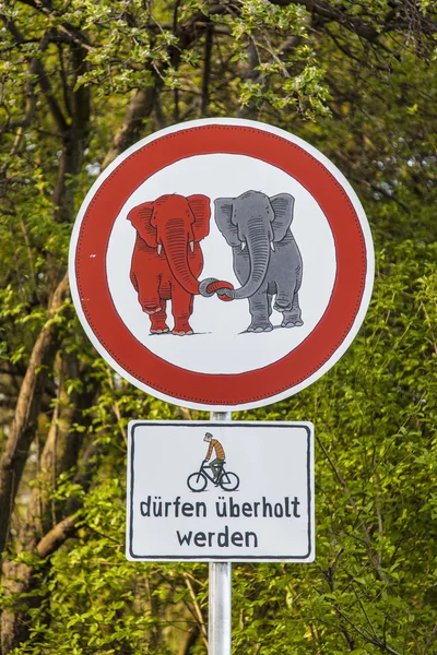 Ruchu znak elefants w miłości — Zdjęcie stockowe