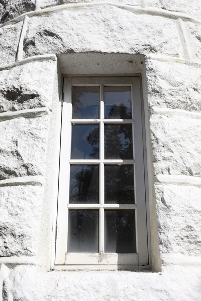 Stängda windows — Stockfoto