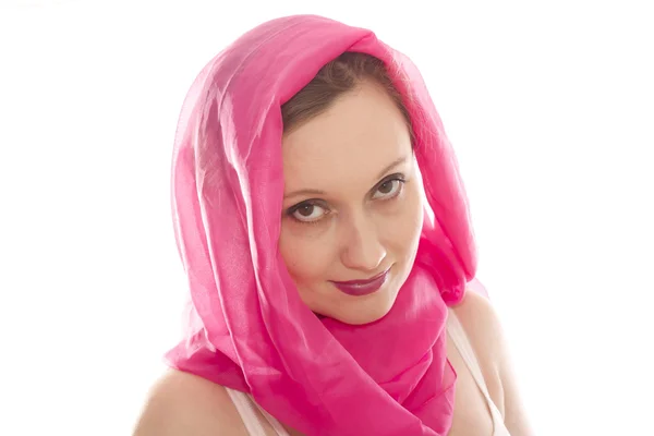 Женщина в розовом платке — стоковое фото