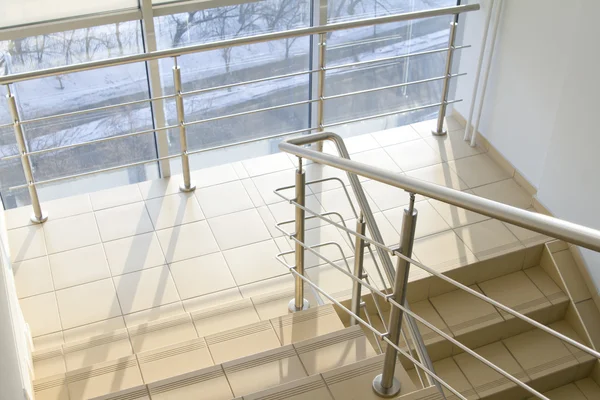 Офисная лестница — стоковое фото