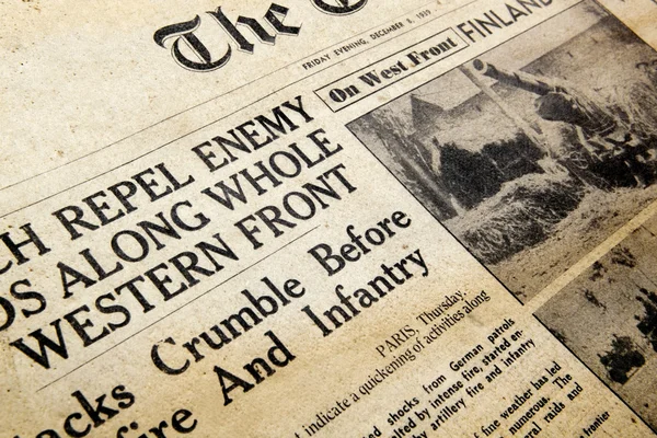 Εφημερίδα εν καιρώ πολέμου — Φωτογραφία Αρχείου