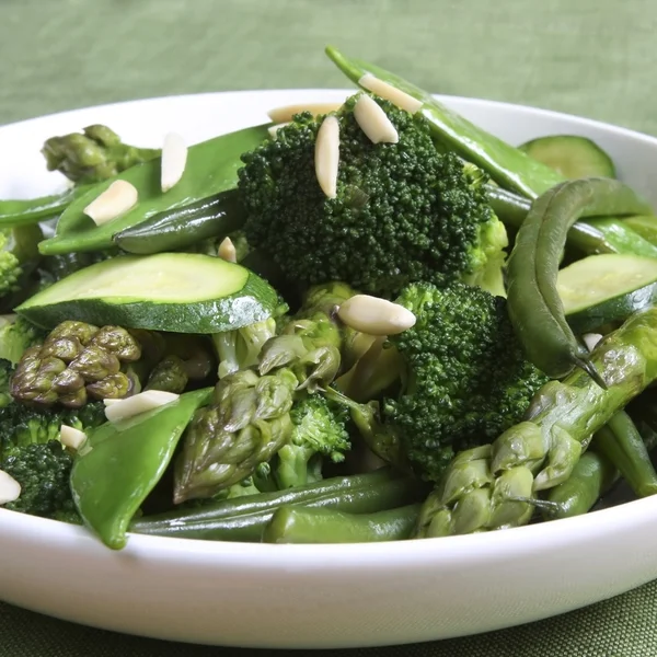 Smażone zielone warzywa — Zdjęcie stockowe