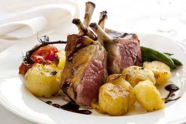 Rack of Lamb Dinner clipart