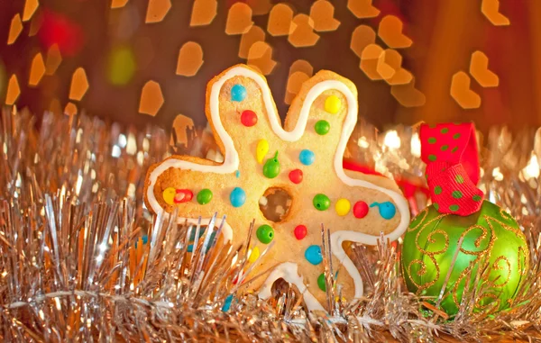 Deliziosamente colorato fiocco di neve a forma di biscotto di Natale — Foto Stock