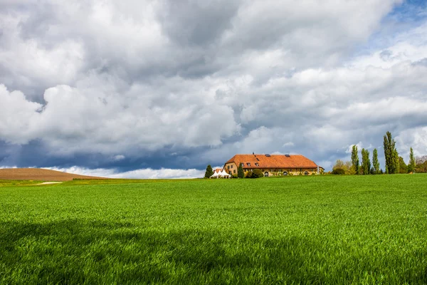 Swiss çiftlik evi — Stok fotoğraf