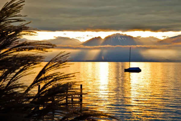 Nascer do sol Lago Genebra — Fotografia de Stock
