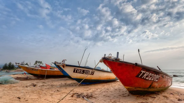 Малайские рыболовные лодки — стоковое фото
