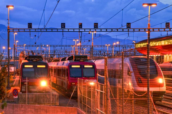Elektriska tåg — Stockfoto