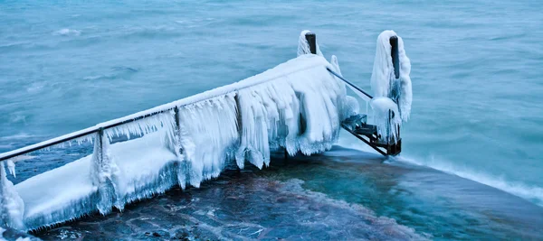 Bevroren pier — Stockfoto