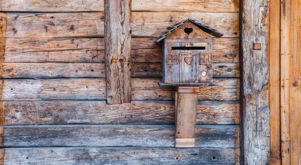 木製のメールボックス — ストック写真