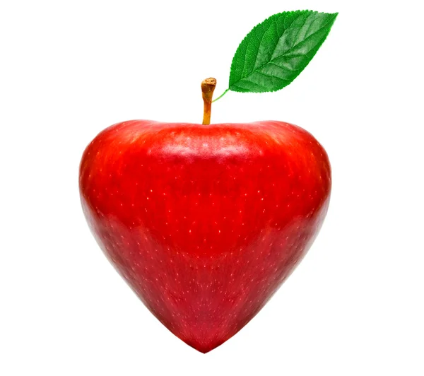 Червоне яблуко у формі серця — стокове фото