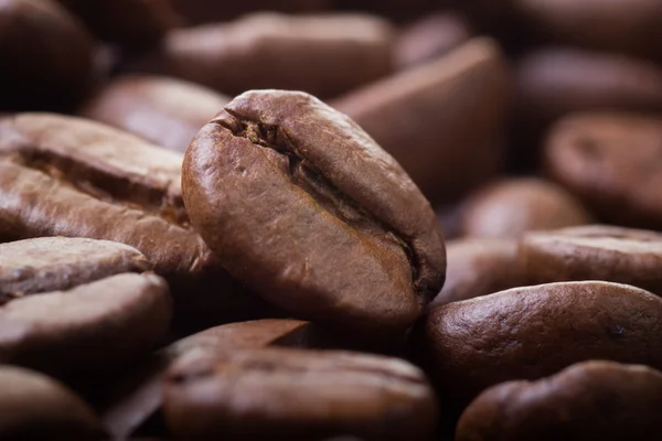 Kaffeebohnen schließen — Stockfoto