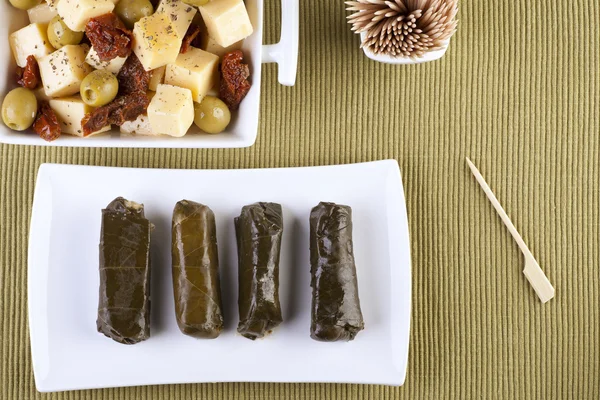 Dolmas and Cheese — Stock Photo, Image