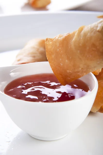 Spring Rolls and Sauce — Stock Photo, Image