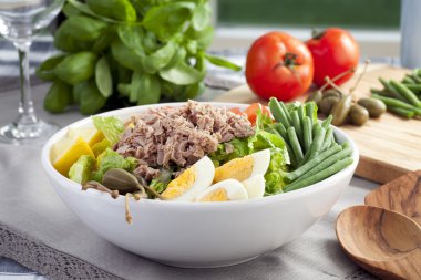 Salad Nicoise clipart