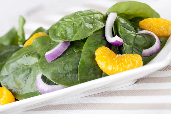 Spinach Mandarin Salad — Stock Photo, Image