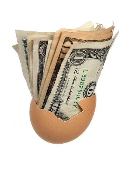 Billetes de banco en cáscara de huevo —  Fotos de Stock