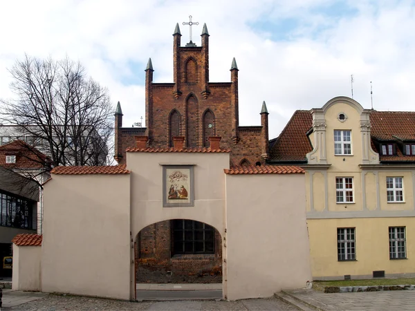 Gdaňsk pohled církve svaté elzhbeta s — Stock fotografie