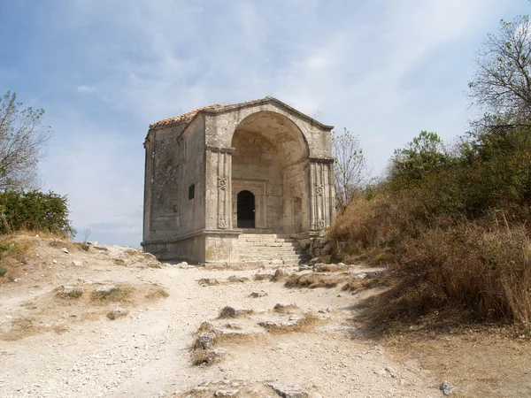 stock image Crimea The mausoleum Dzhanyke-hanum, Tokhtamysh s daughters, in the ancient fortified city Chufut - Calais
