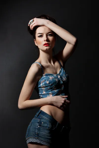 Şehvetli kadın moda portre — Stok fotoğraf