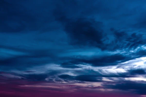Céu em tempo crepúsculo — Fotografia de Stock