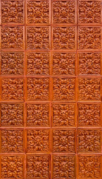 Pomarańczowy wzór tajski brązowy dachówka — Zdjęcie stockowe