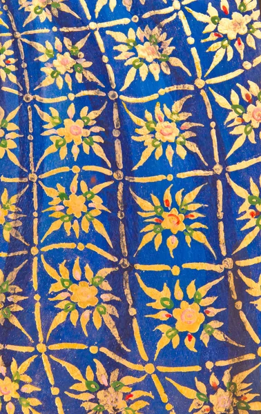 Gouden Thaise patroon op blauwe muur — Stockfoto