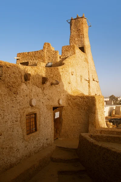 老清真寺的 Shali 堡垒 (Shali) 在锡瓦绿洲 — 图库照片