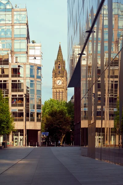 View from the John Rylands Library to the Town Hall Tower and De — Stock Photo, Image