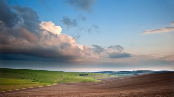 Impresionante escena a través de paisaje de campo de escarpa con bea — Foto de Stock