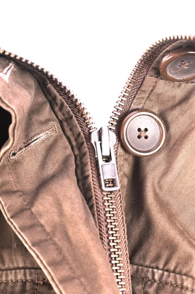 白い背景の上の開いているジッパー付きのスタイリッシュなジャケット — ストック写真