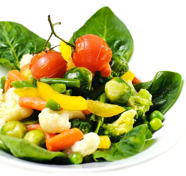 Sebze salatası: kiraz, karnabahar — Stok fotoğraf