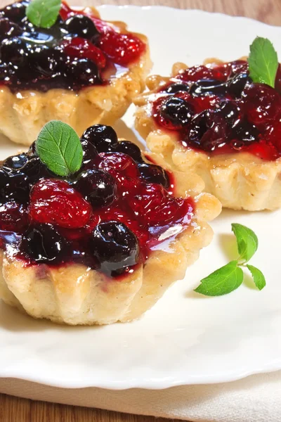 Verse blackberry en raspberry cake — Stockfoto