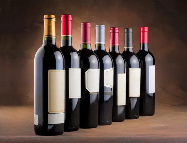 Şarap şişeleri — Stok fotoğraf