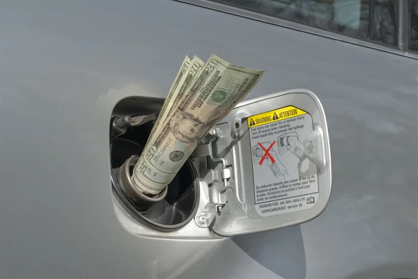 Peníze na benzín — Stock fotografie
