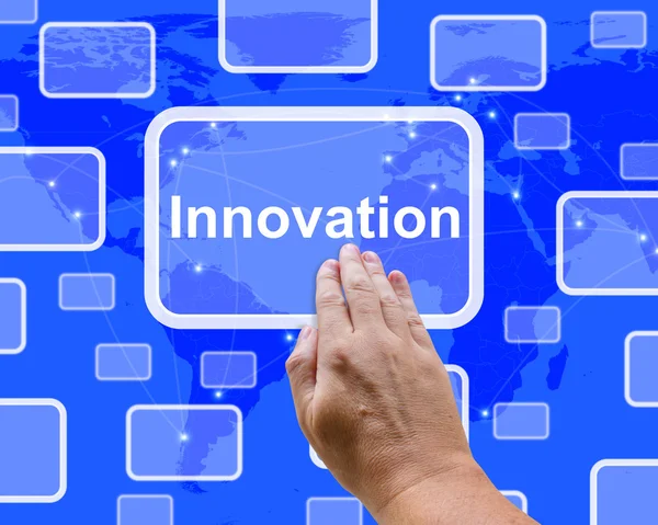 Innovation-knappen trycks visar kreativitet eller vision — Stockfoto