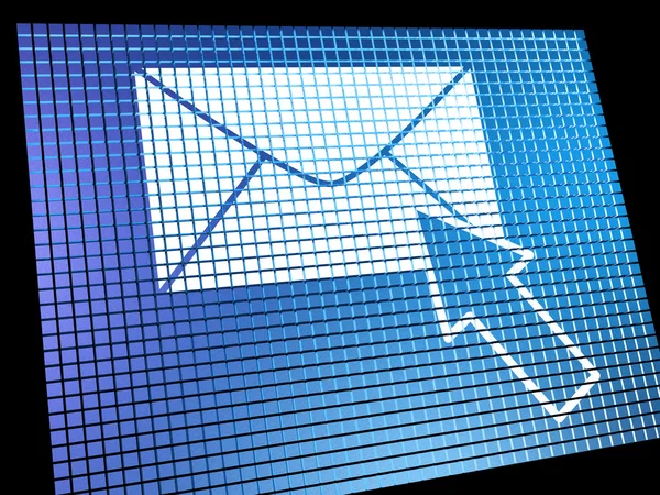 Ikona e-mailu je vybrána na obrazovce ukazuje, e-mailem nebo contacti — Stock fotografie
